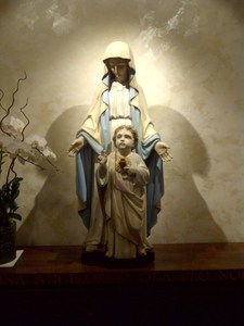 religious statue art restoration